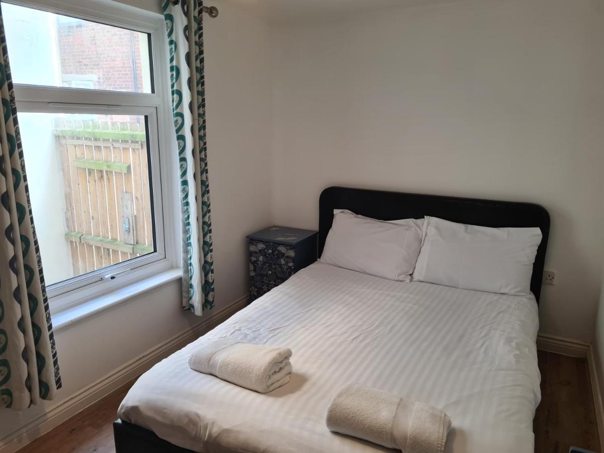 Yarmouth Apartments, Street Permit Parking, Close To Everything, Beach, Pier, Free Wifi Great Yarmouth Room photo